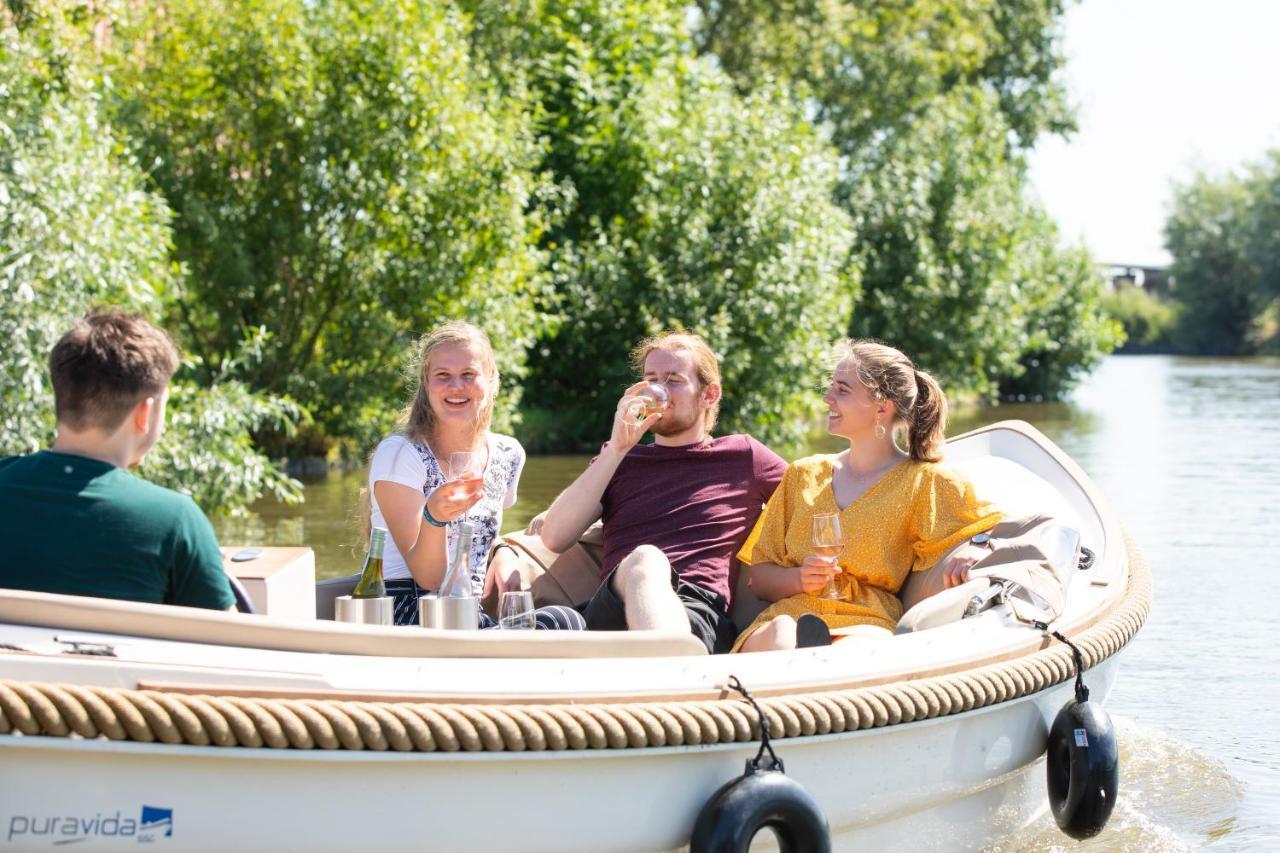 Chalet Met Loft - Vakantiepark De Schreiershoek Dokkum Esterno foto